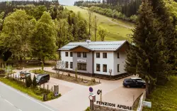 Horský penzion Apidae, Deštné, Sas-hegység