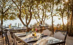 Terasz, Hotel La Luna ****, Pag, Horvátország