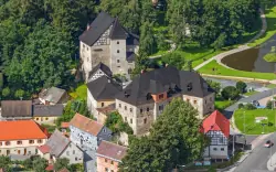 Cheb: Královský pobyt v Penzionu Vildštejn s polopenzí a prohlídkou hradu a muzeí + sleva do restaurace