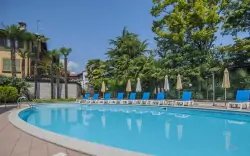 Bazén, Hotel Flora, Stresa, Itálie