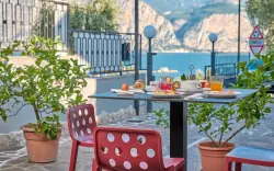 Terasz, Casa Gagliardi Hotel **, Brenzone sul Garda, Olaszország