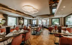 Restauracja, alpejska kryjówka ZILLERTALERHOF ****, Austria