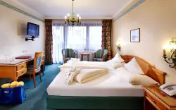 Szobák, Hotel Tauernhof Kaprun ****, Alpok, Ausztria