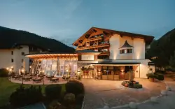 Alpesi nyaralás pároknak és családoknak a miaflor Familien- & Aktivresort ****-ban félpanzióval és wellnessel