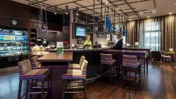 Bar, Holiday Inn Hamburg - City Nord ****, Niemcy