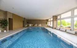 Vnitřní bazén v Hotelu Harmonie ***, LUHA Resort, Luhačovice, Česko