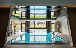 Salzburg: Alpy w Hotelu Königsleiten **** z obiadokolacją, basenami i światem saun + drink powitalny