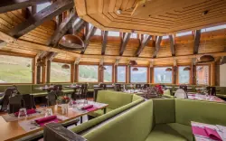 Štýlová reštaurácia, Blu Hotel Senales Zirm-Cristal ****, Maso Corto (BZ)