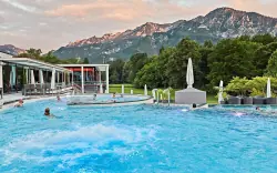 Bad Reichenhall: Relax v kúpeľoch RupertusTherme s termálnymi a soľnými bazénmi a saunami + ubytovanie