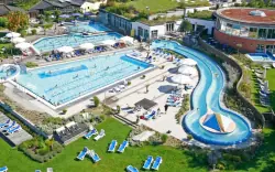 Kültéri medencék a Chiemgau Therme-ben, Wander- & Landhotel Gabriele ***, Unterwössen, Németország