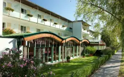 A szálloda épülete, Hotel Wende Neusiedl ****, Neusiedl am See, Ausztria