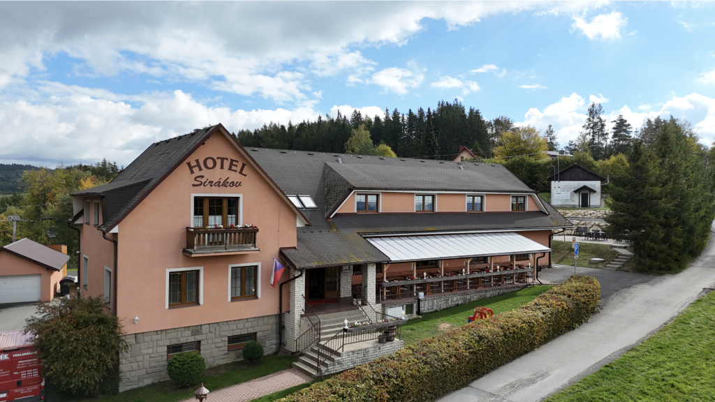 Budova hotela, Hotel Sirákov ***, Liptál, Česko