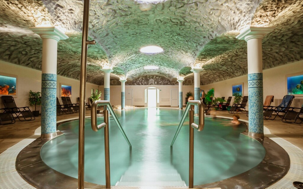 Wellness, Termálny hotel Mesteri *** 