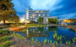 Hotel Hviezda *** sa nachádza v kúpeľnom meste Dudince