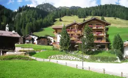 Hotel Dolomites Inn ***, Canazei, Taliansko