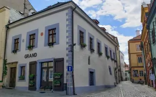 Vedlejší budova (depandance) Hotelu Grand ****