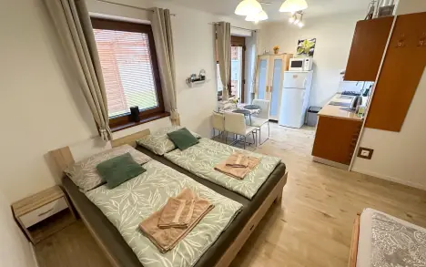 Szobák, Apartmanok Losonci, Nesvady, Szlovákia