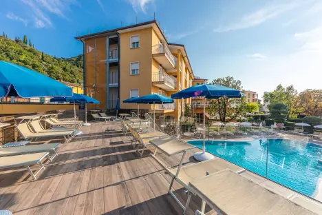 Hotel Bisesti ***, Garda, Olaszország