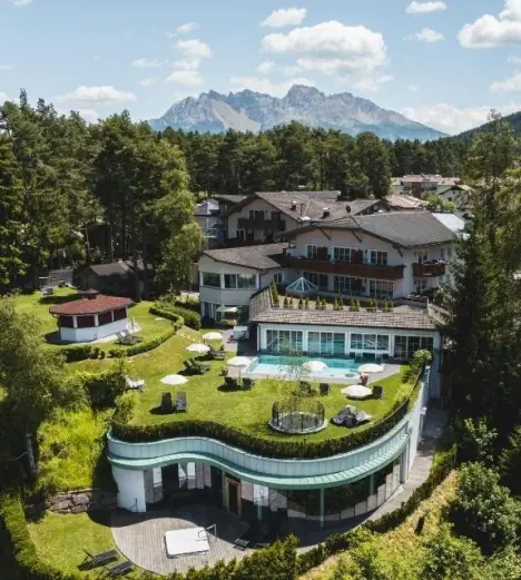 Hotel z basenem, Wellness & Vital-Hotel Erica ****, Deutschnofen, Włochy
