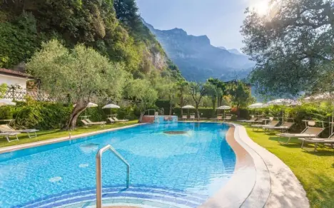 Bazén, Hotel Continental - Tonelli Hotels ****, Nago-Torbole TN, Itálie 