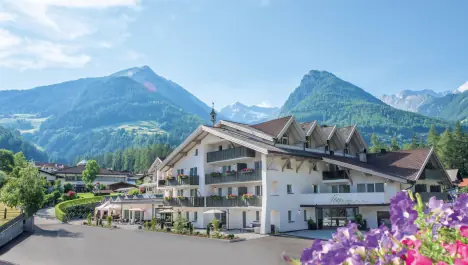 Hotel Fronza ****, Lutago, Olaszország, Dél-Tirol
