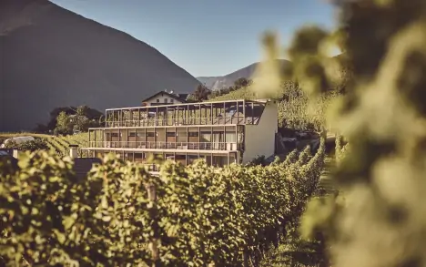 Hotel vo viniciach, Haller Suites & AO Restaurant ****, Brixen, Taliansko
