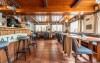 Rustikální restaurace, Horská chata Orlík ***, Pec pod Sněžkou, Krkonoše, Česko