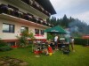 Kerti grillezés, Pension Concordia, Ramsau am Dachstein, Alpok, Ausztria