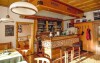Rusztikus bár, Pension Concordia, Ramsau am Dachstein, Alpok, Ausztria