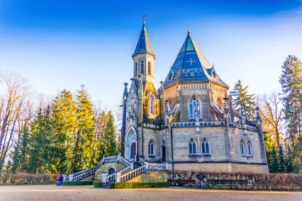Objevte to NEJ z Česka: 10 NEJpoutavějších kostnic a hrobek