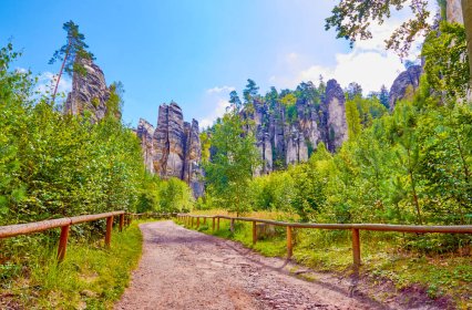 Objevte to NEJ z Česka: 10 NEJkrásnějších skalních měst